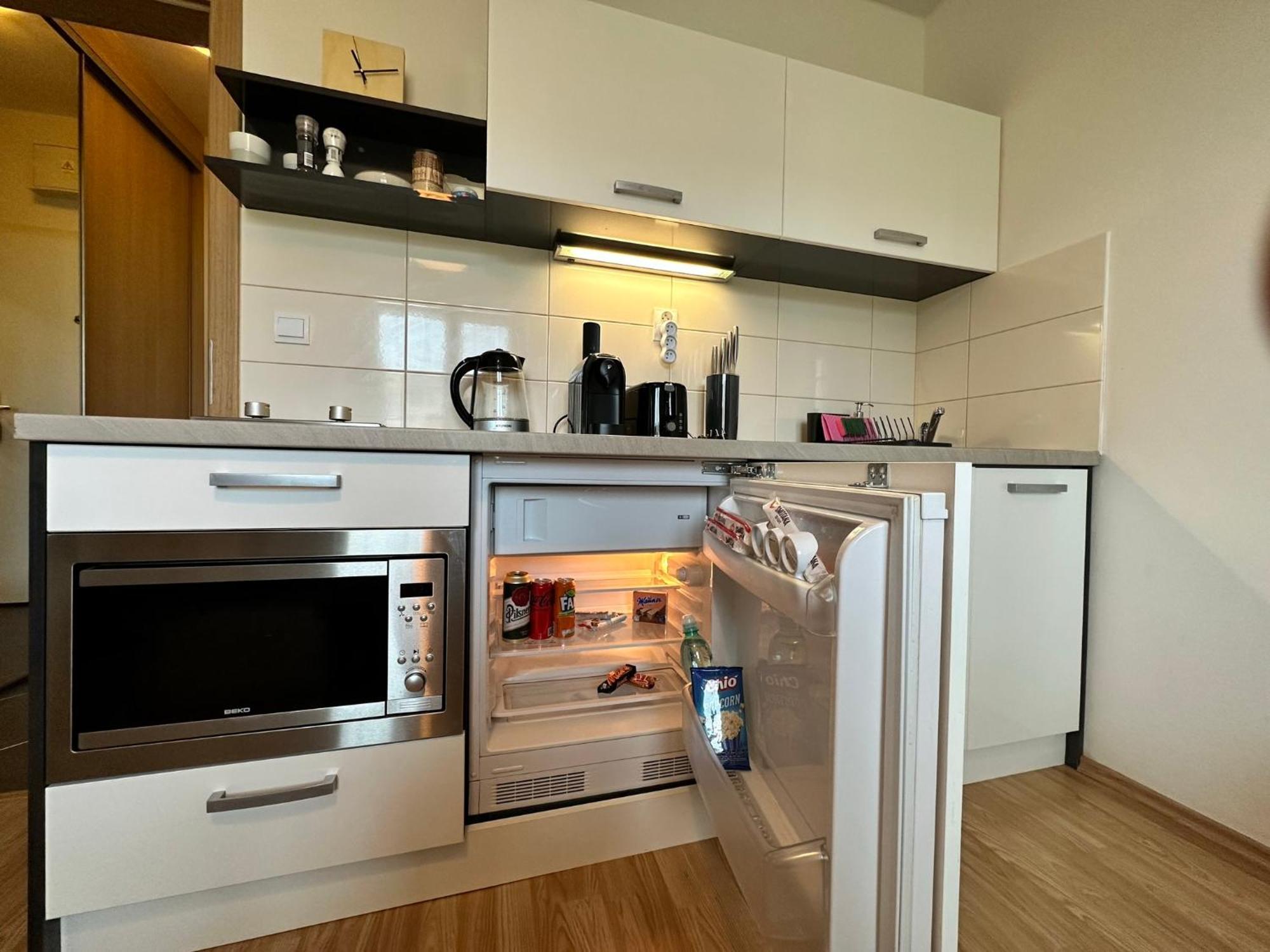 Cozy Studio Apartment In The Wider Center Bratysława Zewnętrze zdjęcie