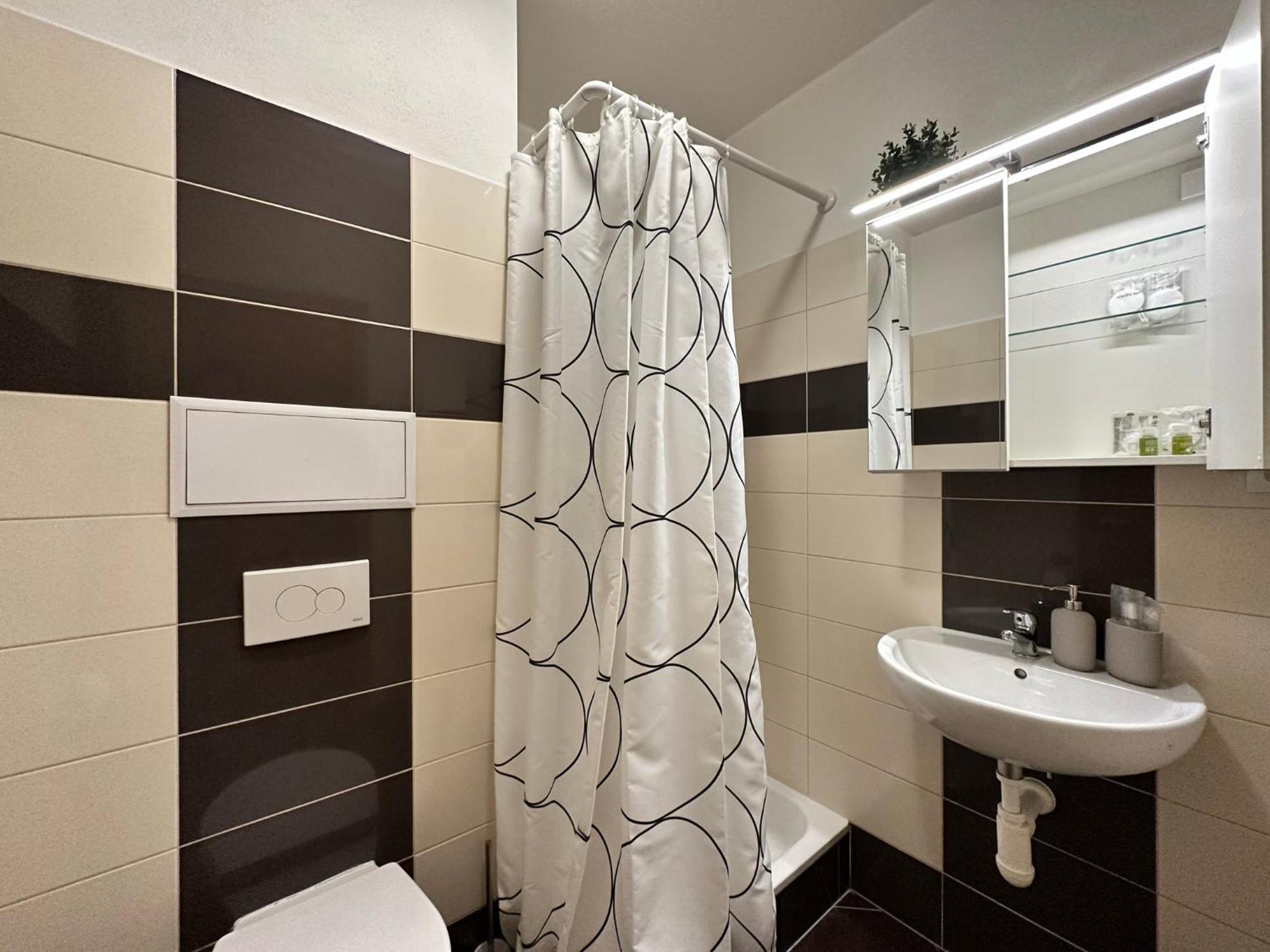Cozy Studio Apartment In The Wider Center Bratysława Zewnętrze zdjęcie